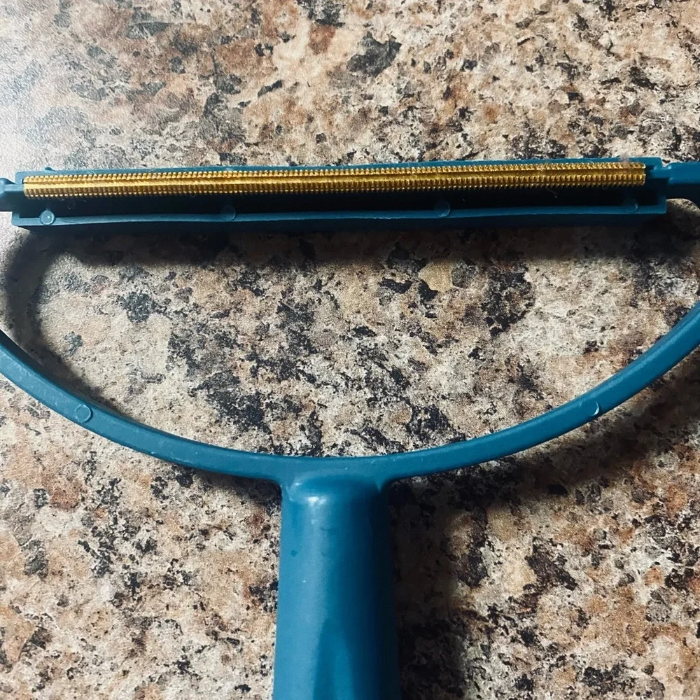 Pet Hair Removing Tool NWOT